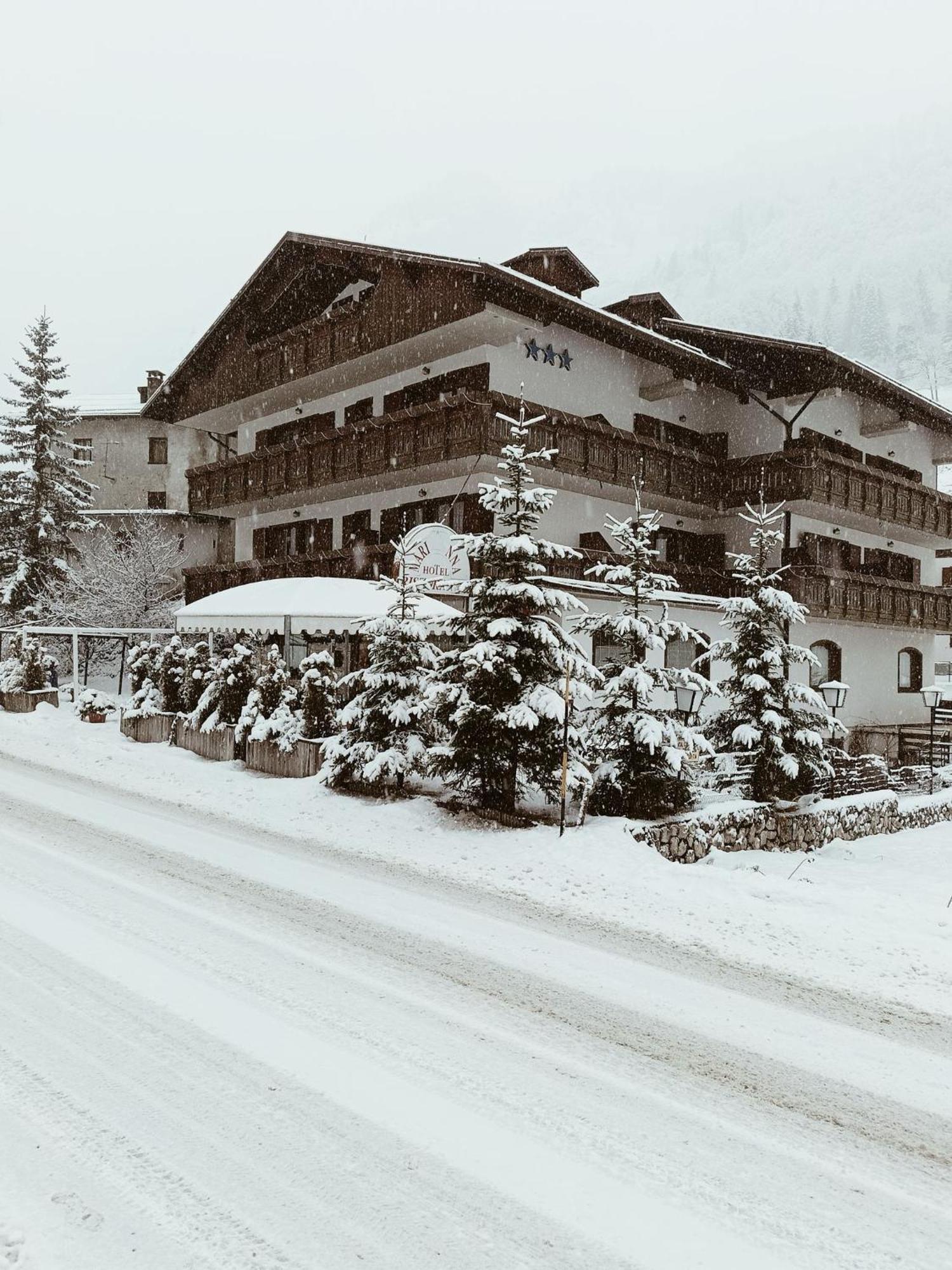 Hotel Marianna Rocca Pietore Exterior photo