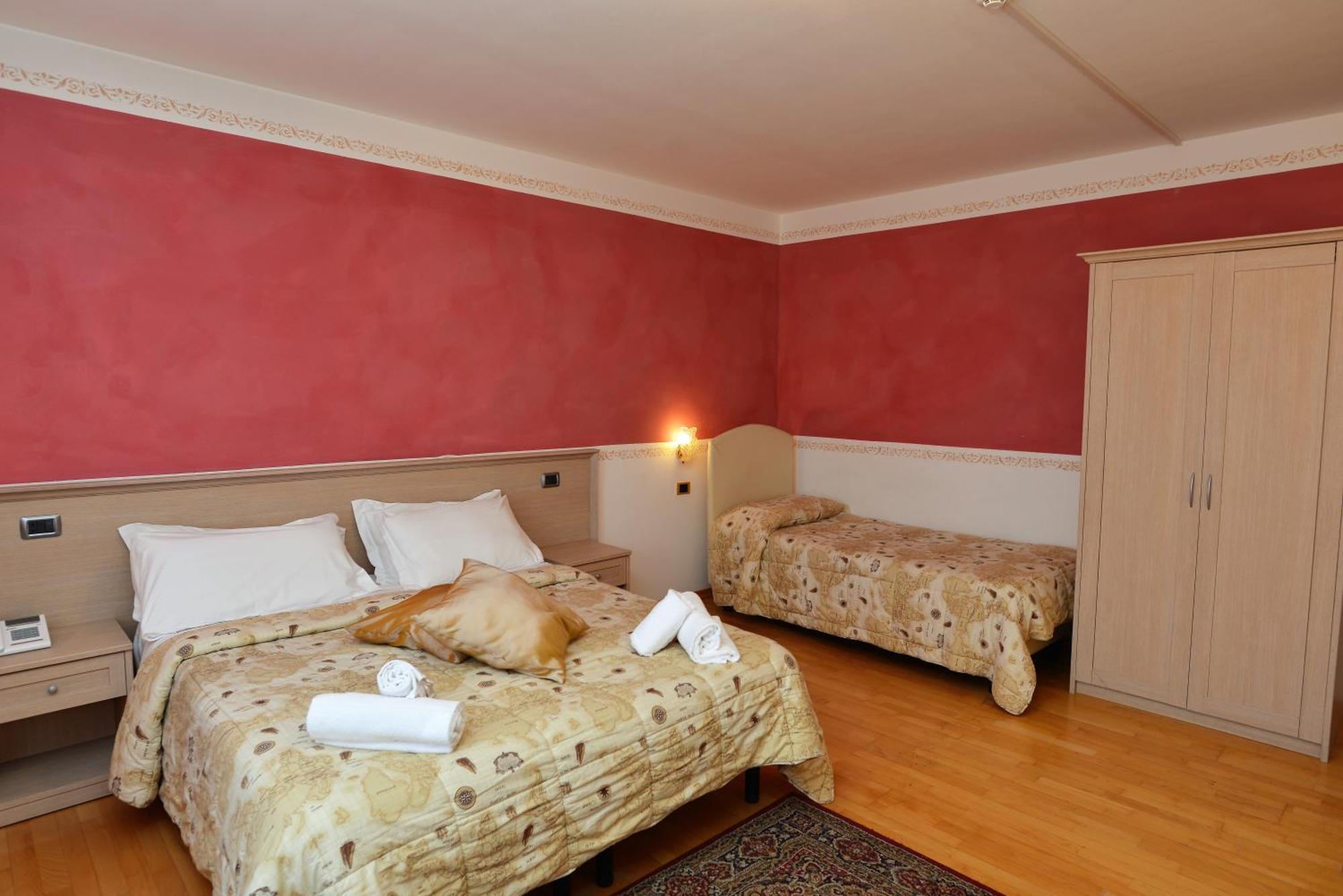 Hotel Marianna Rocca Pietore Exterior photo